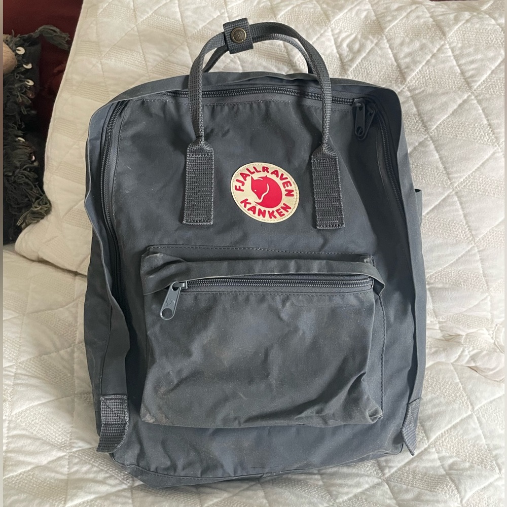 Everyday Outdoor Kanken Backpack - Super Grey